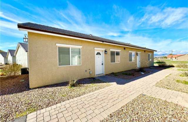 1370 Ogallala Street Gallery 1