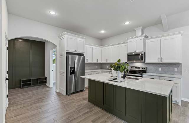 Grand in Granbury! Gallery 4