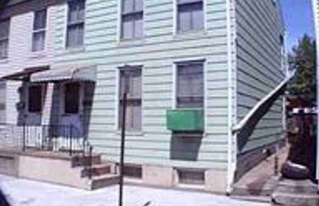 325 Girard Avenue, YORK photos photos