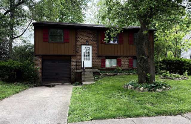 2348 Warfield Drive photos photos