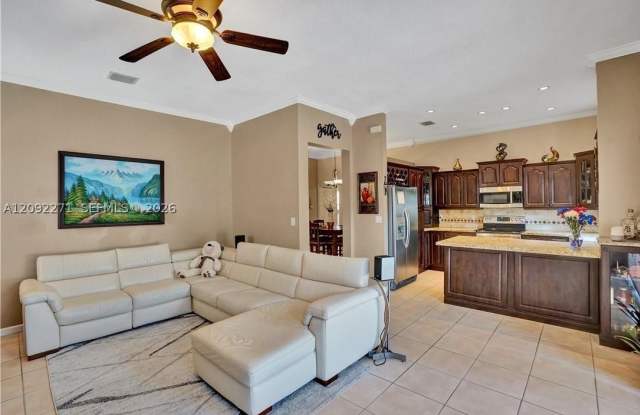 14361 N Royal Cove Cir Gallery 3