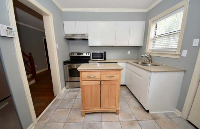 Gated 3 Bedroom, 2 Bathroom Near Chickasaw Gardens photos photos Gated 3 Bedroom, 2 Bathroom Near Chickasaw Gardens photos photos