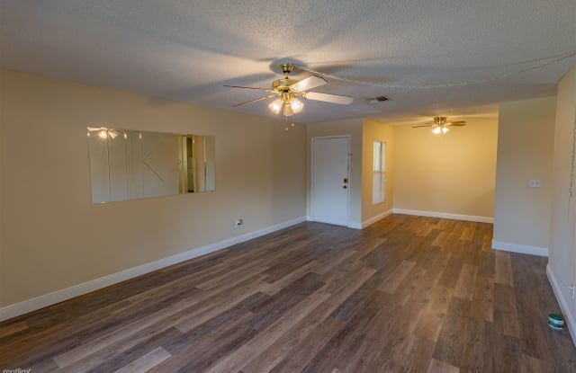 622 Kenwick Cir Apt 203 Gallery 3