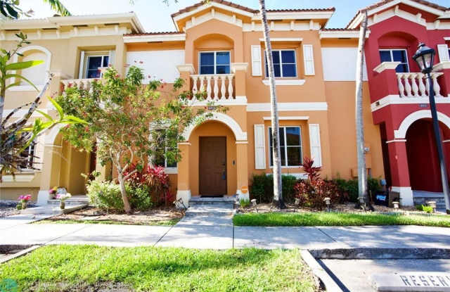 8915 SW 18th St photos photos