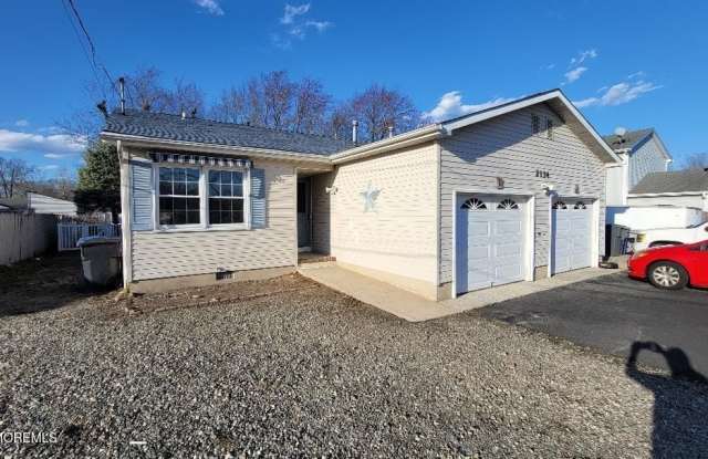 2134 Adams Avenue photos photos