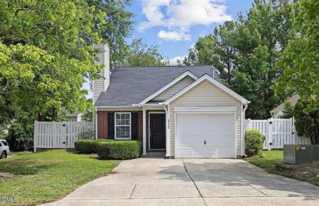 4225 Lake Woodard Drive Gallery 1