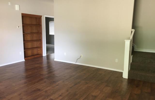 325 Sterling Pointe Way Gallery 4