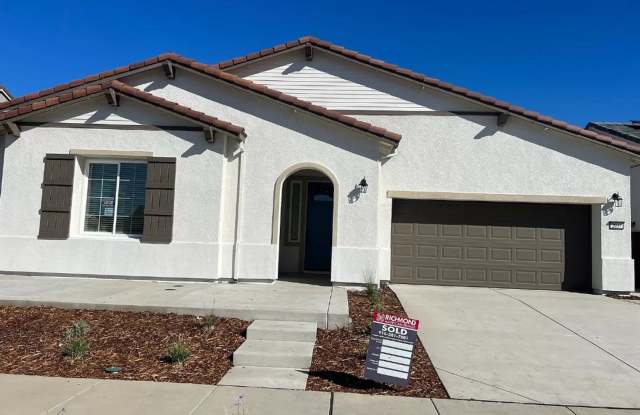 Beautiful 5 bed / 4 bath - 2037 Fowler Way, Woodland, CA 95776