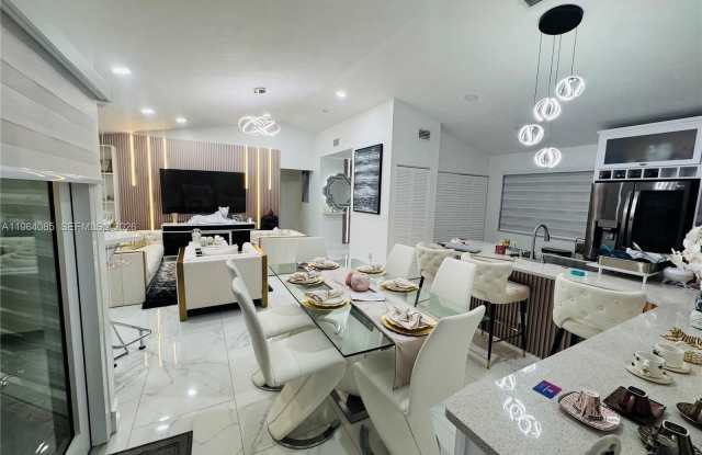 11761 NW 12th St photos photos