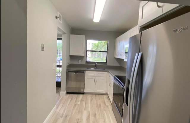 4700 Lucerne Lakes Boulevard - 4700 Lucerne Lakes Boulevard, Palm Beach County, FL 33467