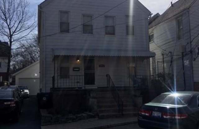 1905 Coltman Rd Gallery 2