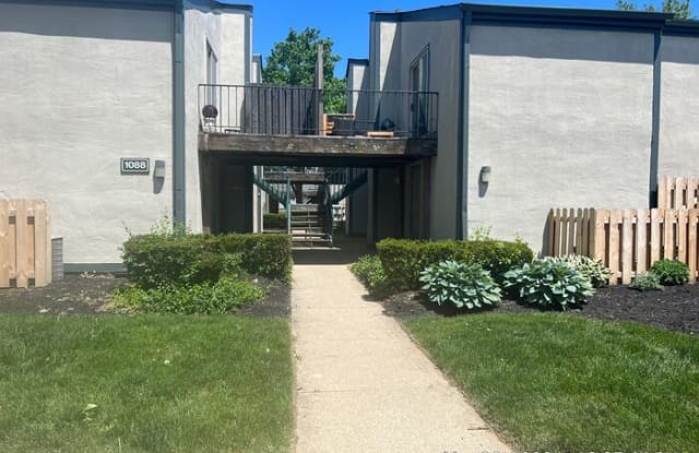 1088 Merrimar Cir S  Columbus Oh 43220-3555 - 1088 Merrimar Circle South, Columbus, OH 43220
