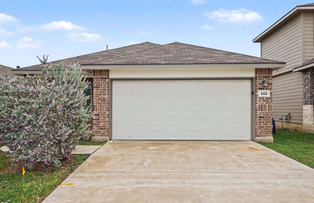 Beautiful Home in The Links at River Bend | Golf Course Community Living photos photos