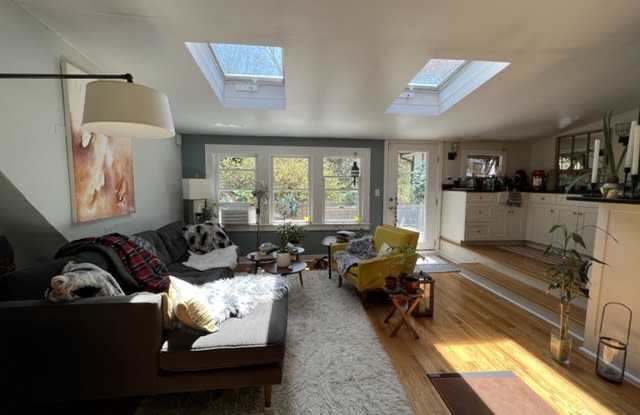 16 Crooked Mile Road photos photos