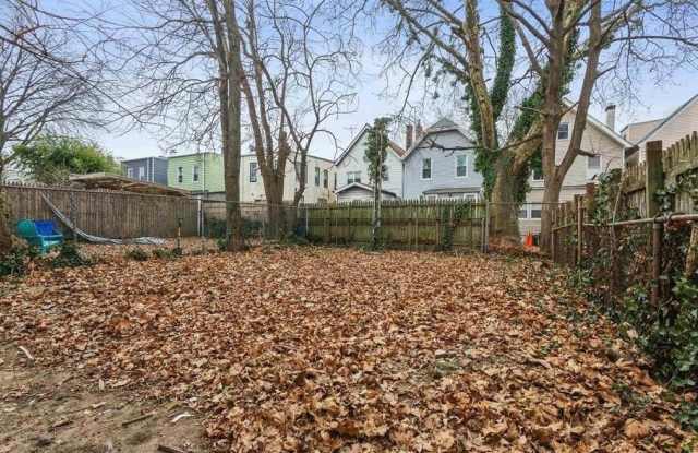251 DUNCAN AVE Gallery 3