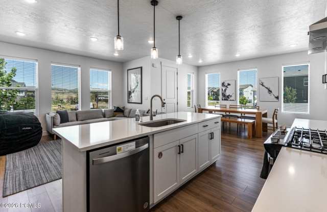 6885 Woods Rose Drive photos photos 6885 Woods Rose Drive photos photos