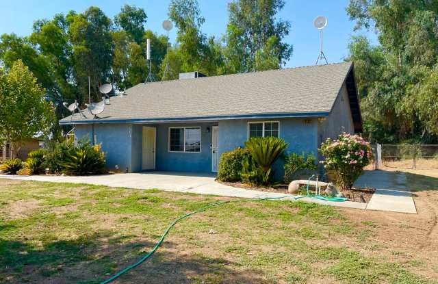 $1,795 Belmont  McCall, 2 Bedroom - Belmont Ave, Sanger / Solar Panels photos photos
