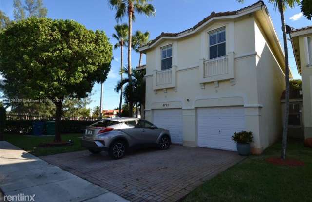 8720 SW 3rd Ln #8720 Gallery 3