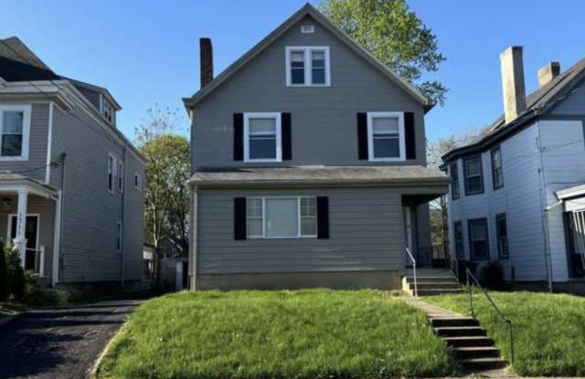 1709 Sherman Ave photos photos