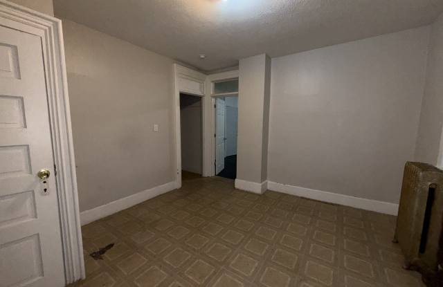 508 West Marion Street - A Gallery 4