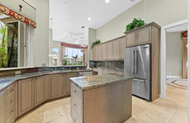 7081 Mallorca Crescent Gallery 4