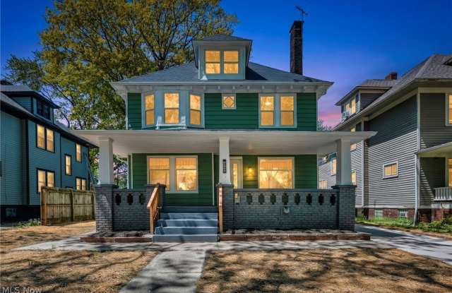 2172 West Boulevard Gallery 1