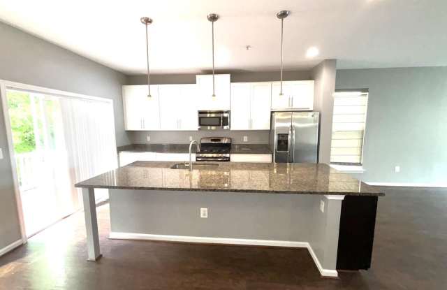 22410 GLENBOW Way Gallery 3