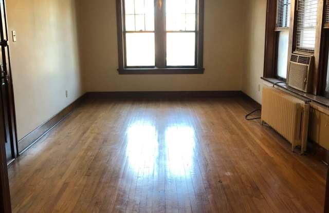 709 S 2nd Street, F - 709 South 2nd Street, Springfield, IL 62704