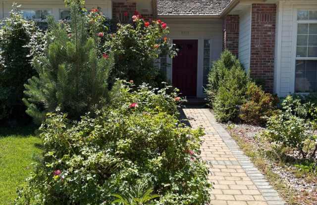 4 bedroom and 2 bathroom house photos photos