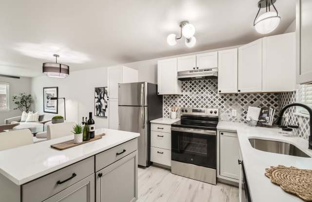 Lynnwood Townhouses - 6707 196th Street Southwest, Lynnwood, WA 98036