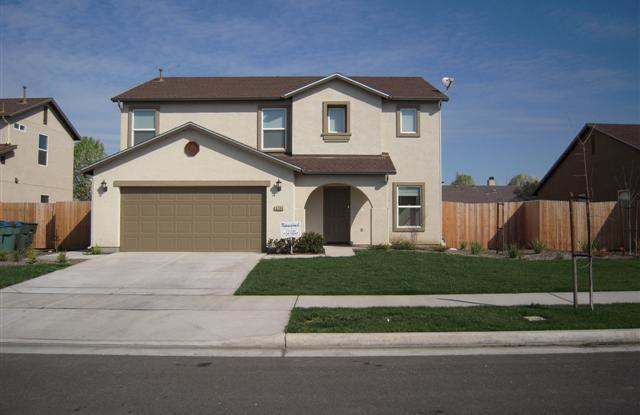 Desireable SW area - 4204 West Rialto Court, Visalia, CA 93277