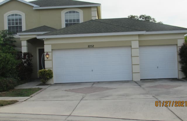 8252 Wild Oaks Way - 8252 Wild Oaks Way, Largo, FL 33773