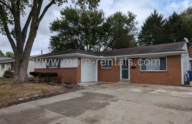Remodeled house with garage - 2682 Maywood Road, Columbus, OH 43232