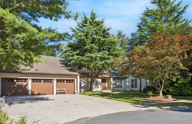 2 Woodstock Dr - 2 Woodstock, Linwood, NJ 08221