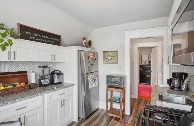 1181 Lincoln Avenue Gallery 2