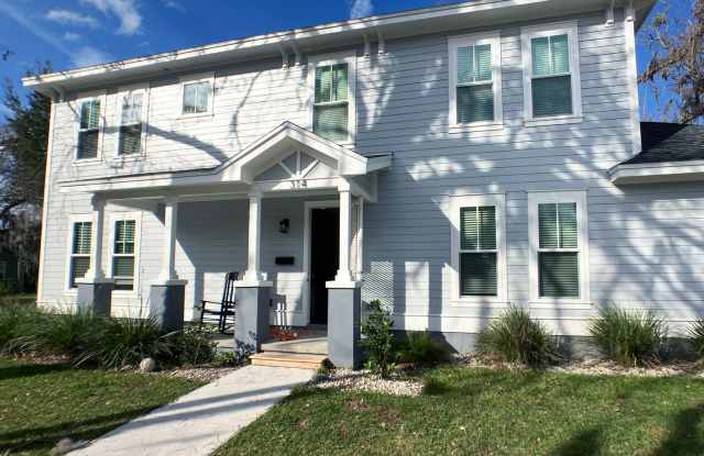 Porter's - New 5 Bedroom, 5 Bathroom House - 314 Southwest 7th Avenue, Gainesville, FL 32601