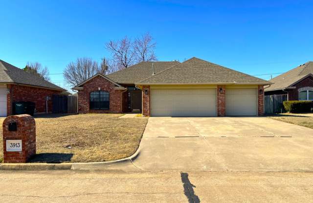 Charming Home in Del City! - 3913 Lamar Drive, Del City, OK 73115