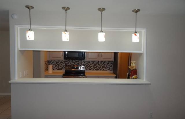 2002 Town Place Gallery 4