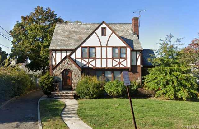 29 Oak Avenue photos photos