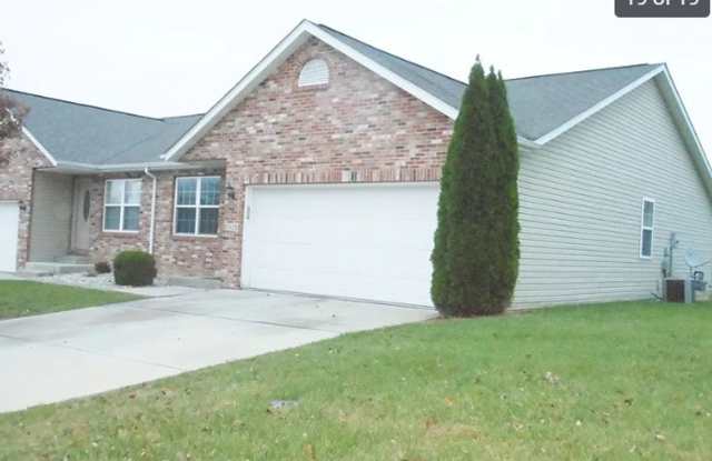 New Two Bed Two Bath Villa with Garage and Walk Out!! - 1128 Carraway Court, Collinsville, IL 62234