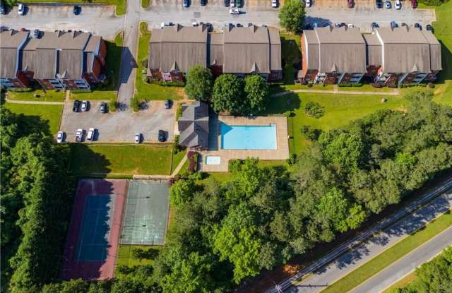 3-Bedroom, 2-Bath Main-Level Condo in Convenient Douglasville Location Gallery 1