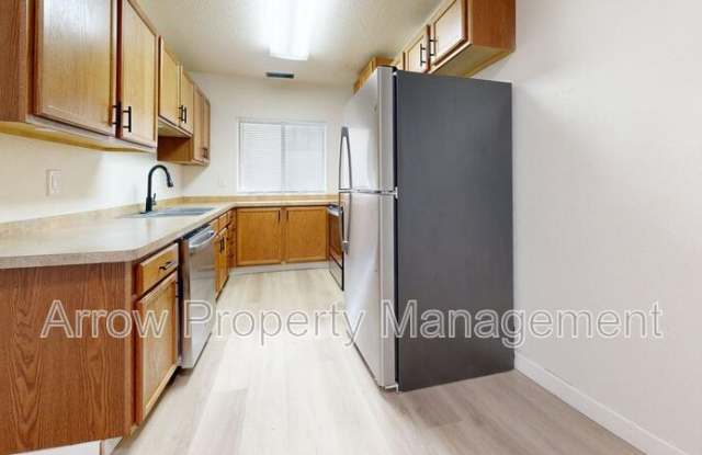 201 E Arbor-102E Gallery 4