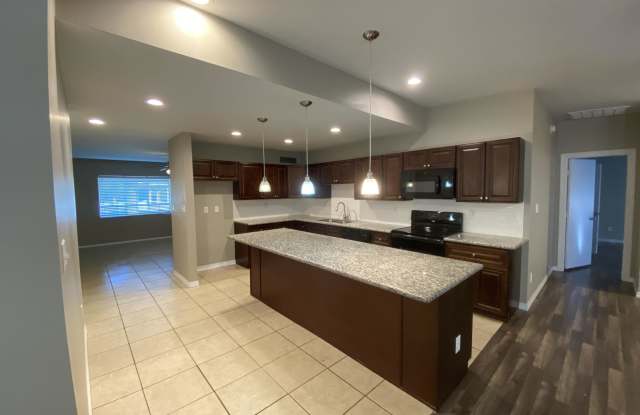 902 S KACHINA -- Gallery 2