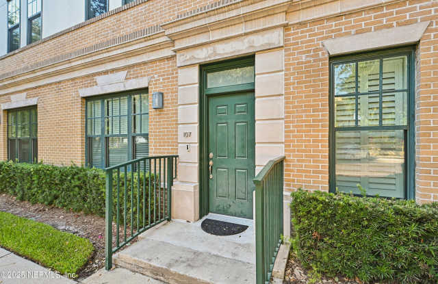 1661 RIVERSIDE Avenue unit: 107 photos photos