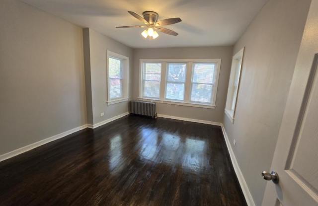 6420 South Rhodes Gallery 1