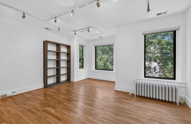 1790 NW LANIER PL NW Gallery 3