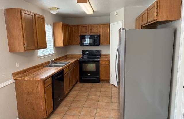 9570 GLADEVIEW Gallery 2