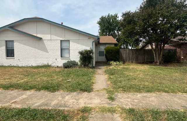 2 bed, 2 bath, Duplex with 1 car garage photos photos 2 bed, 2 bath, Duplex with 1 car garage photos photos