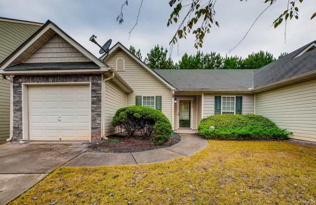 Newer Ranch Style Home w/Fireplace, Trey Ceilings and Black Appliances - Total Electric photos photos