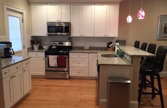 283 Gold St 1D - 283 Gold Street, Boston, MA 02127